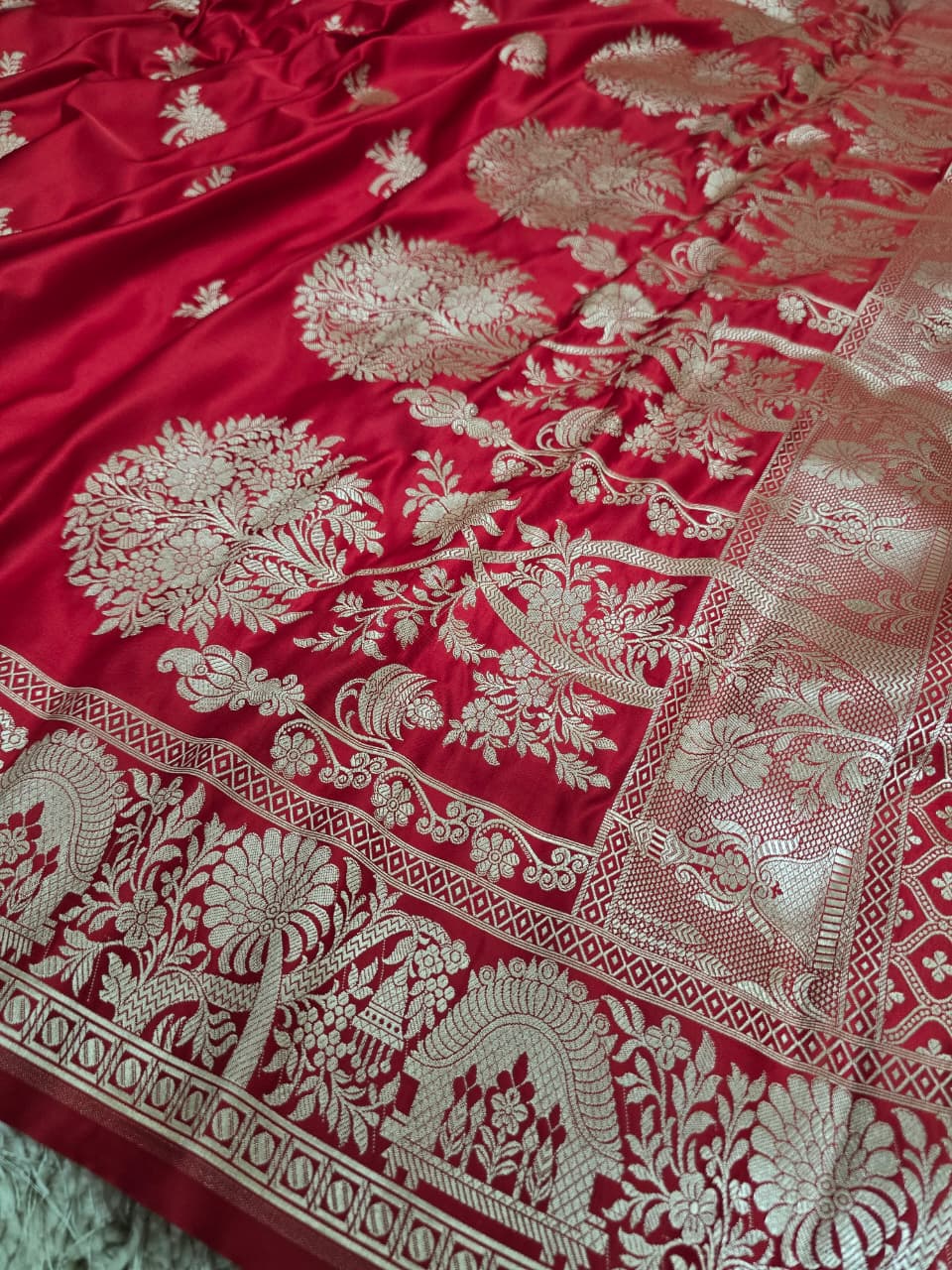 Banarasi Katan Silk Zari Border Buta Design Saree