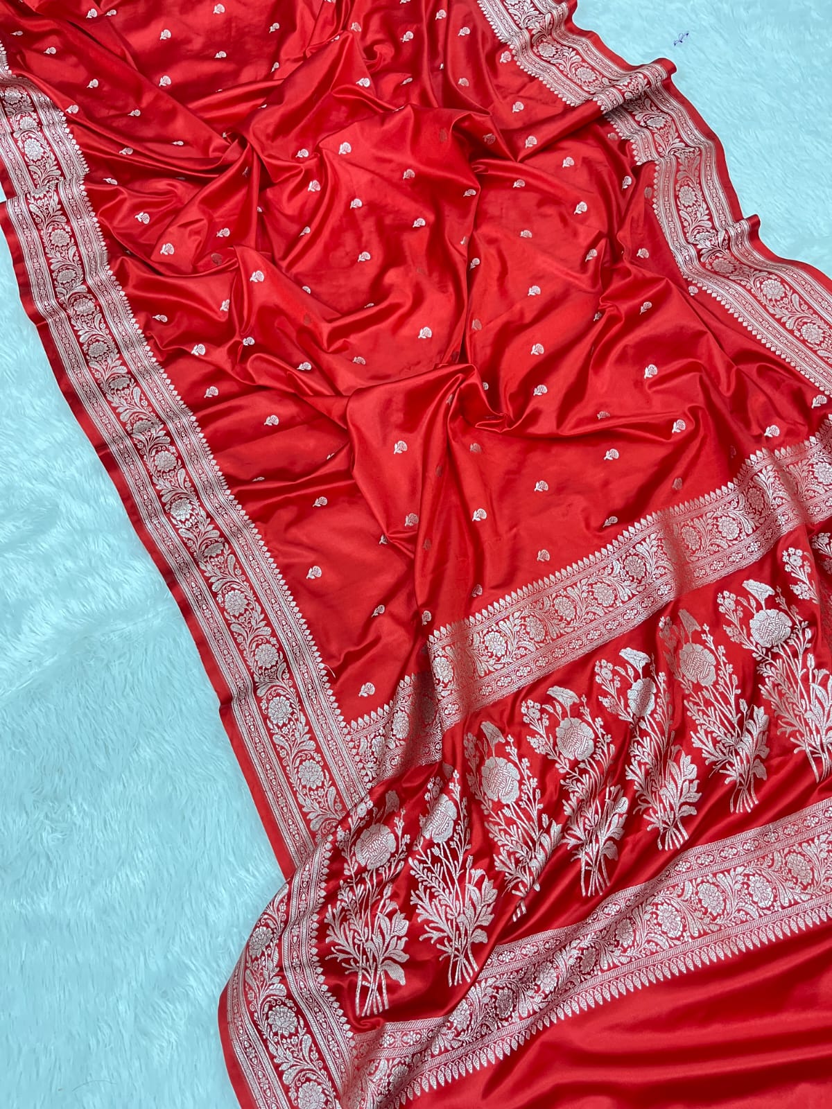 Mashru Silk Soft  Katan Banarasi Border Buti Saree