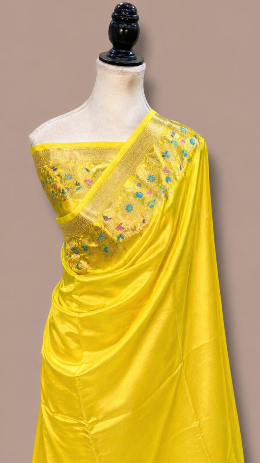 Banarasi warm soft silk sarees plain body meenakari